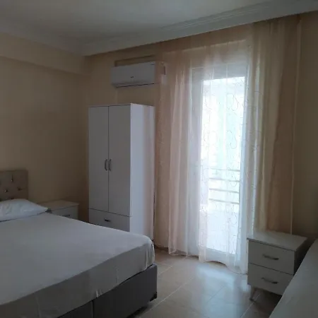Dom wakacyjny Melisa2 Tatil Evleri Havuzlu Denize Yakin *