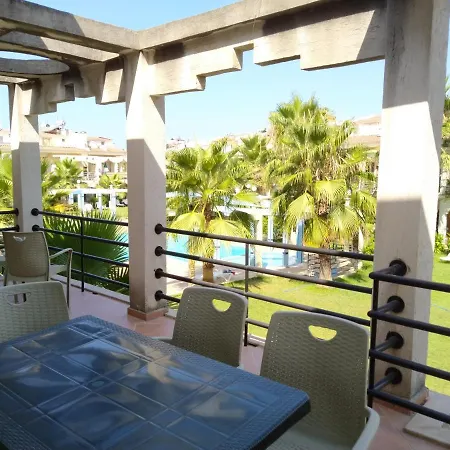 Melisa2 Tatil Evleri Havuzlu Denize Yakin Дом отдыха