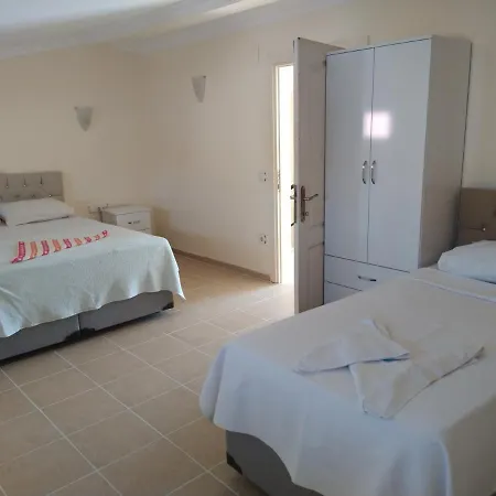 Melisa2 Tatil Evleri Havuzlu Denize Yakin * Фетхие