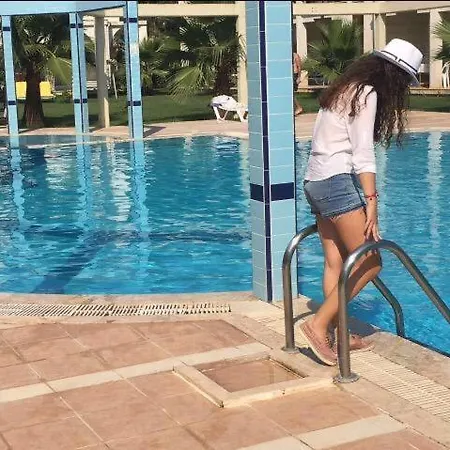 Melisa2 Tatil Evleri Havuzlu Denize Yakin Casa vacanze